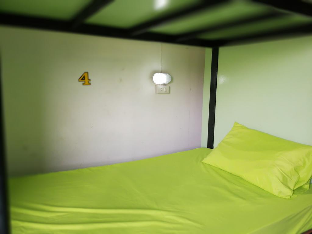 Zoe Hostel Chiang Mai Bagian luar foto